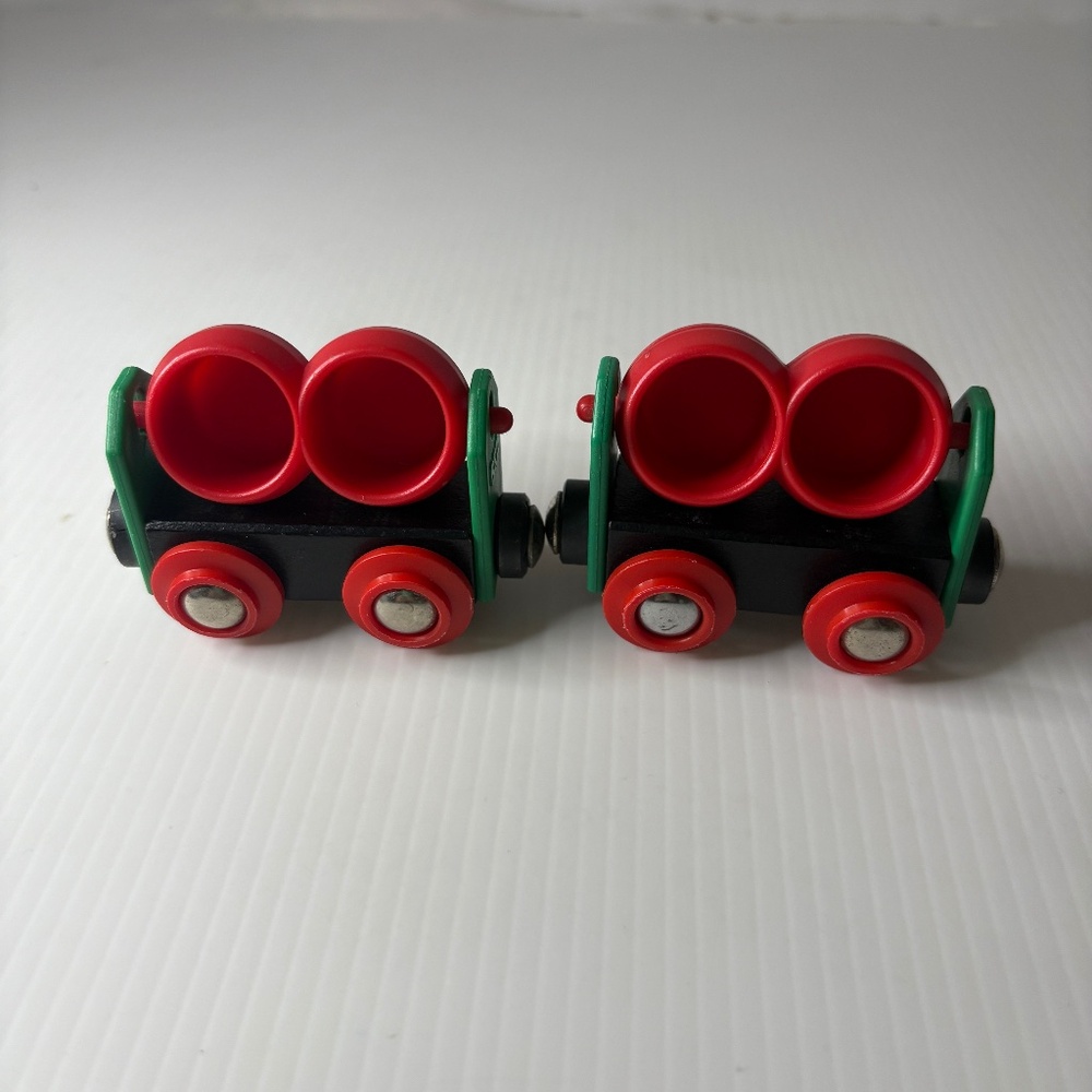 2 Brio Wooden Railway Train #33621 Concrete Tipping Train Vintage